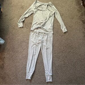 Motherhood Maternity Nursing Gray & White Striped Sleep Set Long Sleeve size S